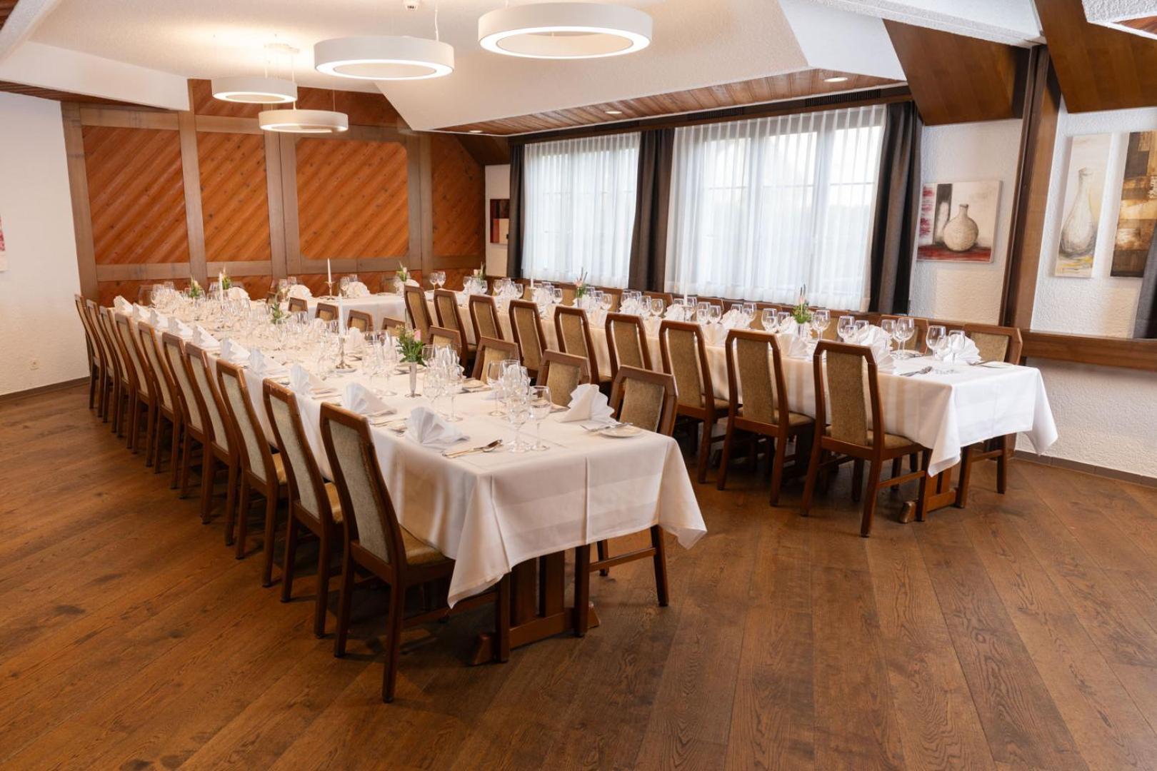 Hotel Restaurant Kreuz Kaiserstuhl Esterno foto