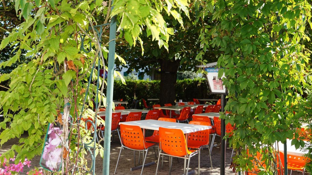 Hotel Restaurant Kreuz Kaiserstuhl Esterno foto